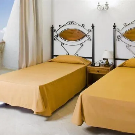 Piramides Hotel