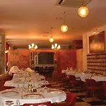 Hotell Piramides 3*