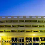 Piramides Hotell 3*
